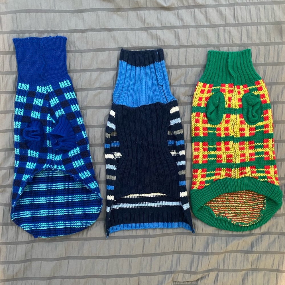 🐾 ❄️ Dog Sweaters sz Small - Picture 2 of 5
